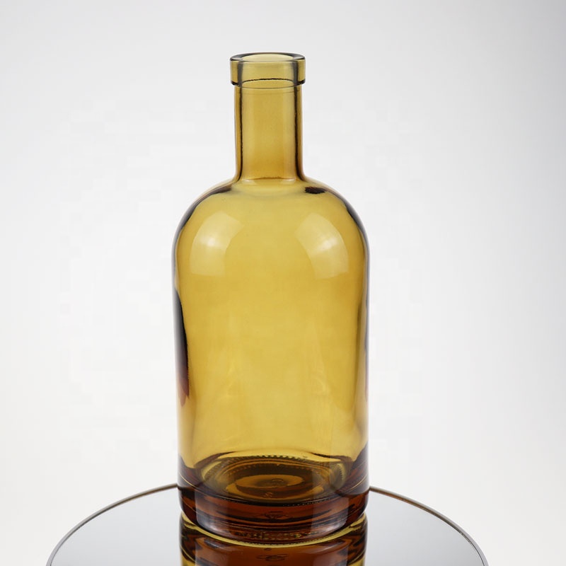 Custom yellow color painting glass bottle for gin vodka whisky 750ml