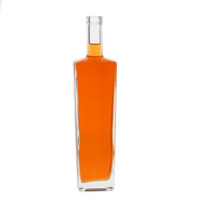 700ml Premium high white glass material Flat square whiskey vodka spirits liquor glass bottle 