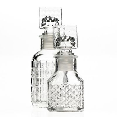 Room Decorative Diffuser Bottles 60 ml Crystal Reed Diffuser Empty Glass Bottle with Cork Stopper 