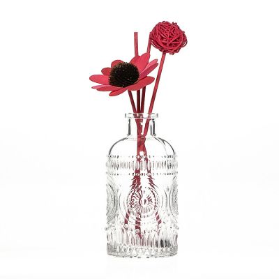 Custom Design 200ml Round Empty Decorative Vase 7oz Embossed Glass Reed Diffuser Bottle with Stopper 