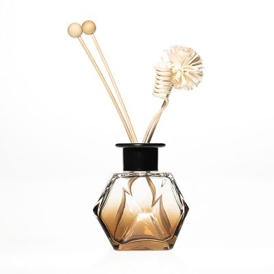 Hot Selling 180ml 6oz Polyhedral Shaped Gradient Brown Glass Reed Diffuser Bottle with Screw Plastic Cap 