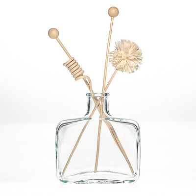 OEM 200ml Flat Square Clear Blue Empty Reed Diffuser Glass Bottle with Rattan Flowers 