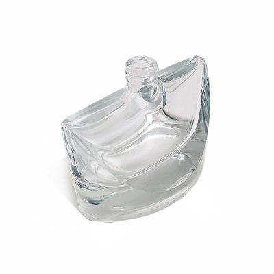 Fancy Oblique Shoulder Shaped Refillable Glass Spray Perfume Bottles 
