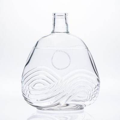 700ml Embossed Crystal Clear Empty Flat Round Glass Spirit Wine Bottle With Rubber Stopper
