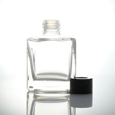 Customise Elegant Decorative Empty Square Essential Oil Bottle Reed Diffuser Bottle