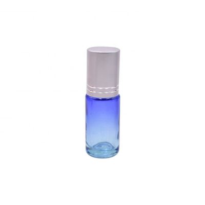 beautiful easy carry body deodorant bottle, gradient 5ml empty glass blue roller bottle for perfume 