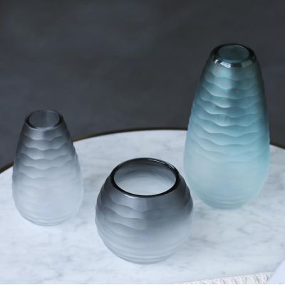 New product wavy grain gradual change glass vase is simple and modern household thick type hydroponics flower arrangement