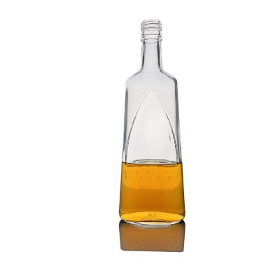 Custom 700ml Crystal Glass Liquor Bottle for Sale 
