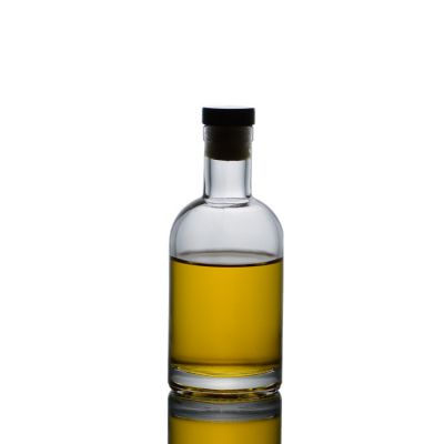 hot selling In stock 200ML vodka glass bottle with cork TOP QUALITY CRYSTAL WHITE GLASS bottle 