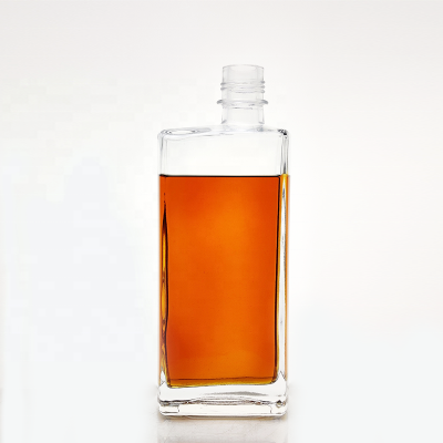 Bespoke Liquor Bottle Gasoline Can Shape Rectangle Square 750ml Vodka Whiskey 700ml Screw Top Empty Glass Liquor Bottle