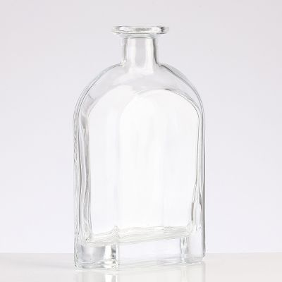 Best Selling China Factory Cylinder Shaped Liquor Vodka Glass Bottle 