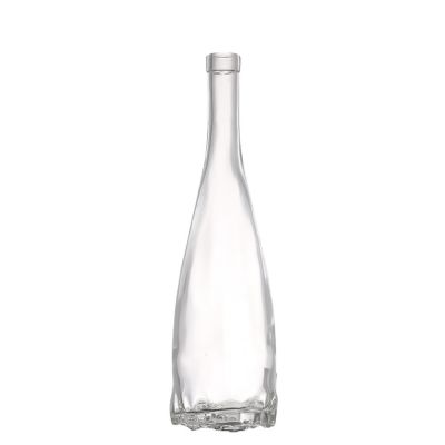 Stocked flint thin long neck 600 ml clear empty liquor wine glass bottle with screw 