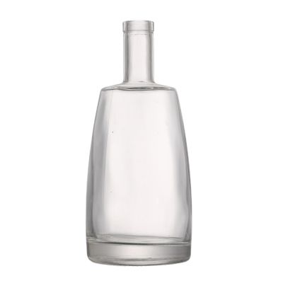 China manufacturer factory price empty liquor wine glass bottles 700 ml with cover 