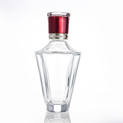 Fashional Shape Design 100 mL 105 mL Glass Perfume Bottle With Sprayer Botella De Vidrio Para Perfume 