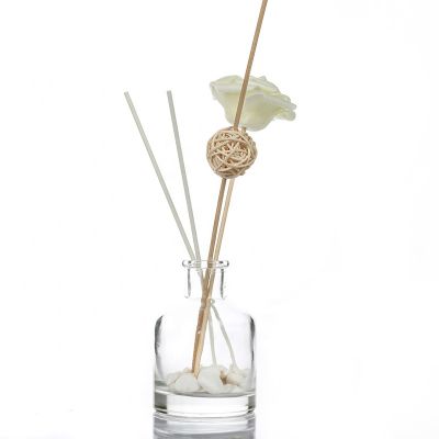 Wholesale Clear 150ml Diffuser Glass Bottles With Diffuser Flowers 