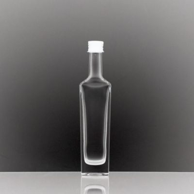 Empty clear glass mini square vodka 50ml liquor bottle 
