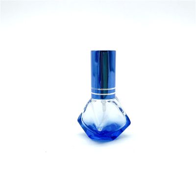 7ml diamond shaped small empty glass perfume bottle with blue aluminum pump spray with flat bottom