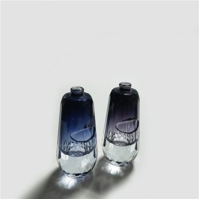 Custom luxury empty 50ml colorful refillable glass perfume bottle 