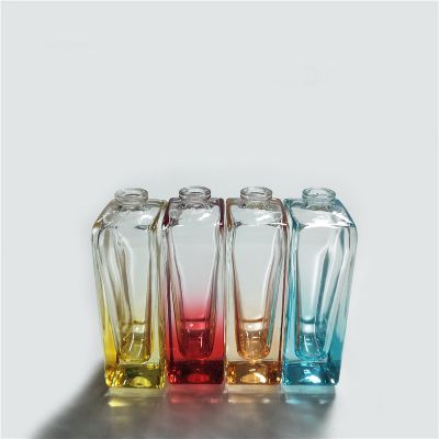 Chinese Manufacturer 50ml Empty Luxury Colored Perfume Glass Bottle 