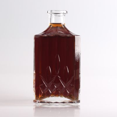 Transparent top grade quality 750ml glass gin bottles with cork