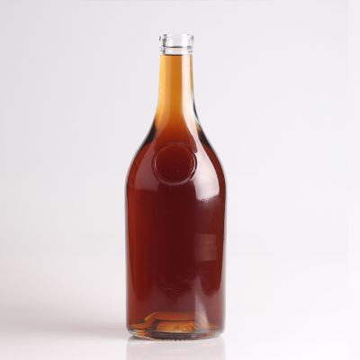 High Quality Sophisticated XO Brandy Bottles Wigh Golden Lid