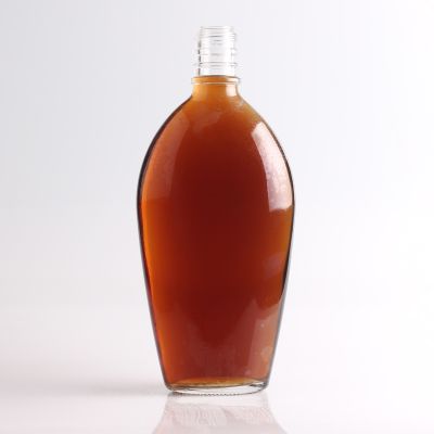 1.5 l factory price top quality flat shape brandy bottle with wooden cork 