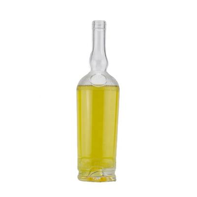 700ml 70cl Hot Sell Custom Label Unique Thick Bottom Transparent Liquor Vodka Whiskey Tequila Brandy Glass Bottle With Screw Top 