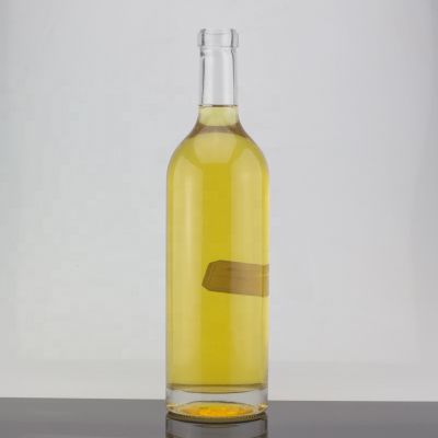 Cork Sealed Thick Bottom 750ml Round Shape Transparent Vodka Glass Bottle