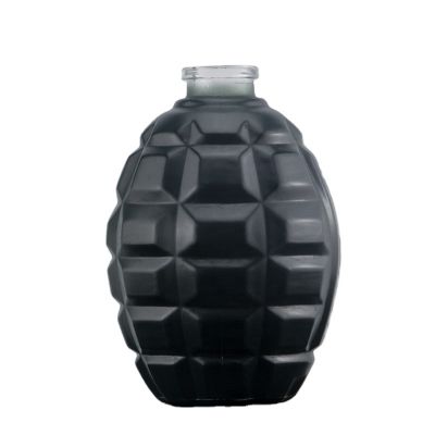 Unique New Design Embossing Super Flint Glass 500 Ml Liquor Spirit Glass Bottle With Black Matte Finish 
