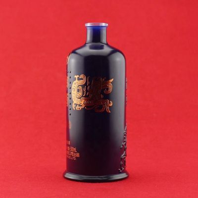 Embossed Logo Glass Bottle Dark Blue Glass Liquor Screen Printing Round Bottle With Cork 