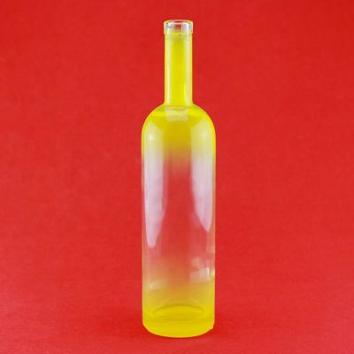 Custom Made colored glass wine bottles glass liquor bottle for XO brandy with cork 