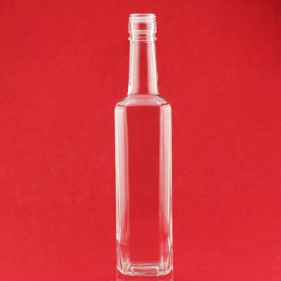 Hot Products Good Color Thickness Bottom Brandy Glass Bottle With Screw Cap
