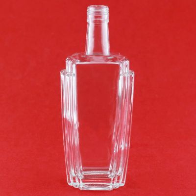Unique Design 500ML Flint Glass Bottle Cork Top Customized 700ml Glass Vodka Bottle With Screw Cap