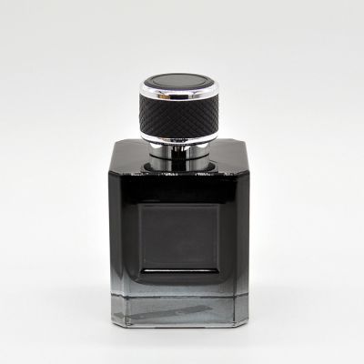 China Fashion Design Luxurious Black 100ml Perfume Bottle Clear