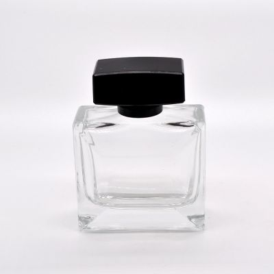 Wholesale low price 80ml square perfume glass bottle, black plastic bottle cap
