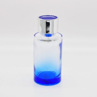 Cylindrical beautiful gradient sky blue transparent glass perfume spray bottle 