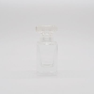 Empty wholesale clear OEM 30ml 50ml 100ml crimp neck rectangular glass perfume bottle with pump mist sprayer 