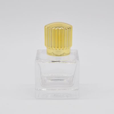 50ml empty high quality clear OEM glass perfume bottle with pump mist sprayer