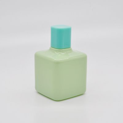 Beautiful green color ODM custom fancy bulk 50ml Square glass china perfume bottle 