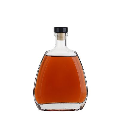 Provide Customized Brand Logo 500ml Wine Bottle Glass Whisky bottle 