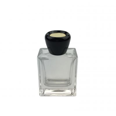 popular square shape glass spray 50ml perfume bottle with black round lid 