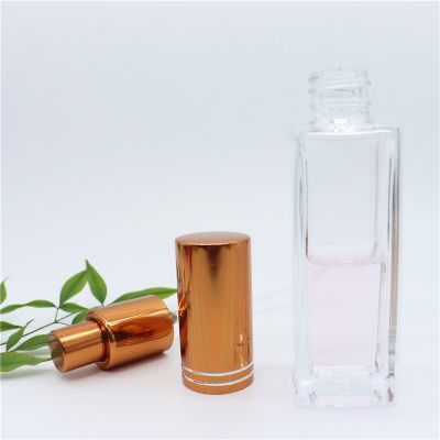 Wholesale 30ml cosmetics packaging empty perfume bottles with pump spray