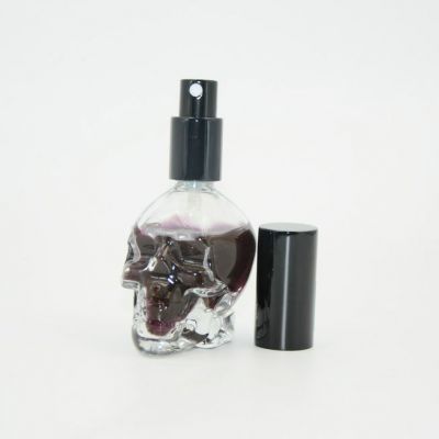Wholesale 30ml 50ml 60ml skull shape perfume spray bottle
