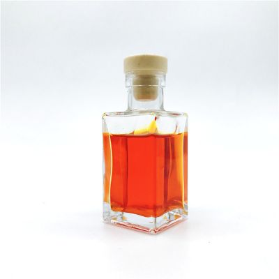 Wholesale empty 75ml square reed diffuser glass bottle with cork stopper