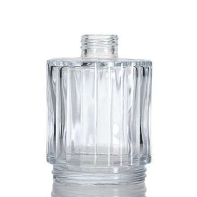 Wholesle Aromatherapy Glass Aroma Bottle Clear Empty Embossed 200ml Diffuser Bottle 