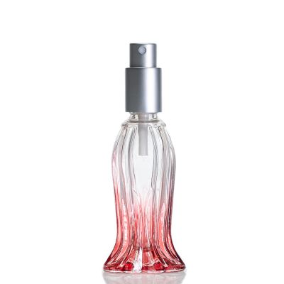 Wholesale Mermaid Shaped 15ml Embossed Crystal Refillable Glass Small Spray Perfume Bottles