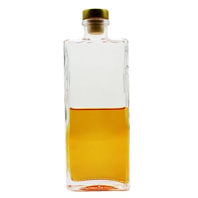 Various good quality mini small glass bottles with cork lid