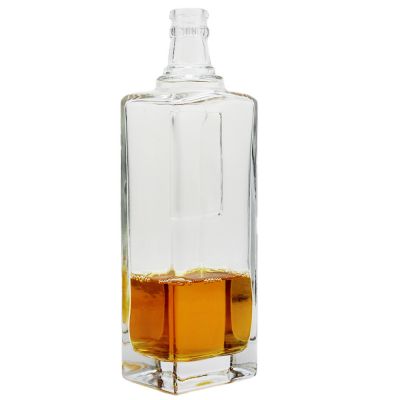 Custom promotional durable using factory price spirit glass bottle 500ml 
