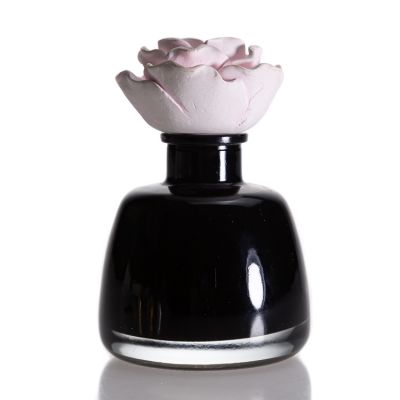 Inside Spraying Color 100ml Black Reed Diffuser Glass Bottle With Gypsum Flowers