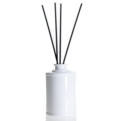 White Colored Diffuser Bottle 220ml Glass Reed Diffuser Bottle For Home Decor